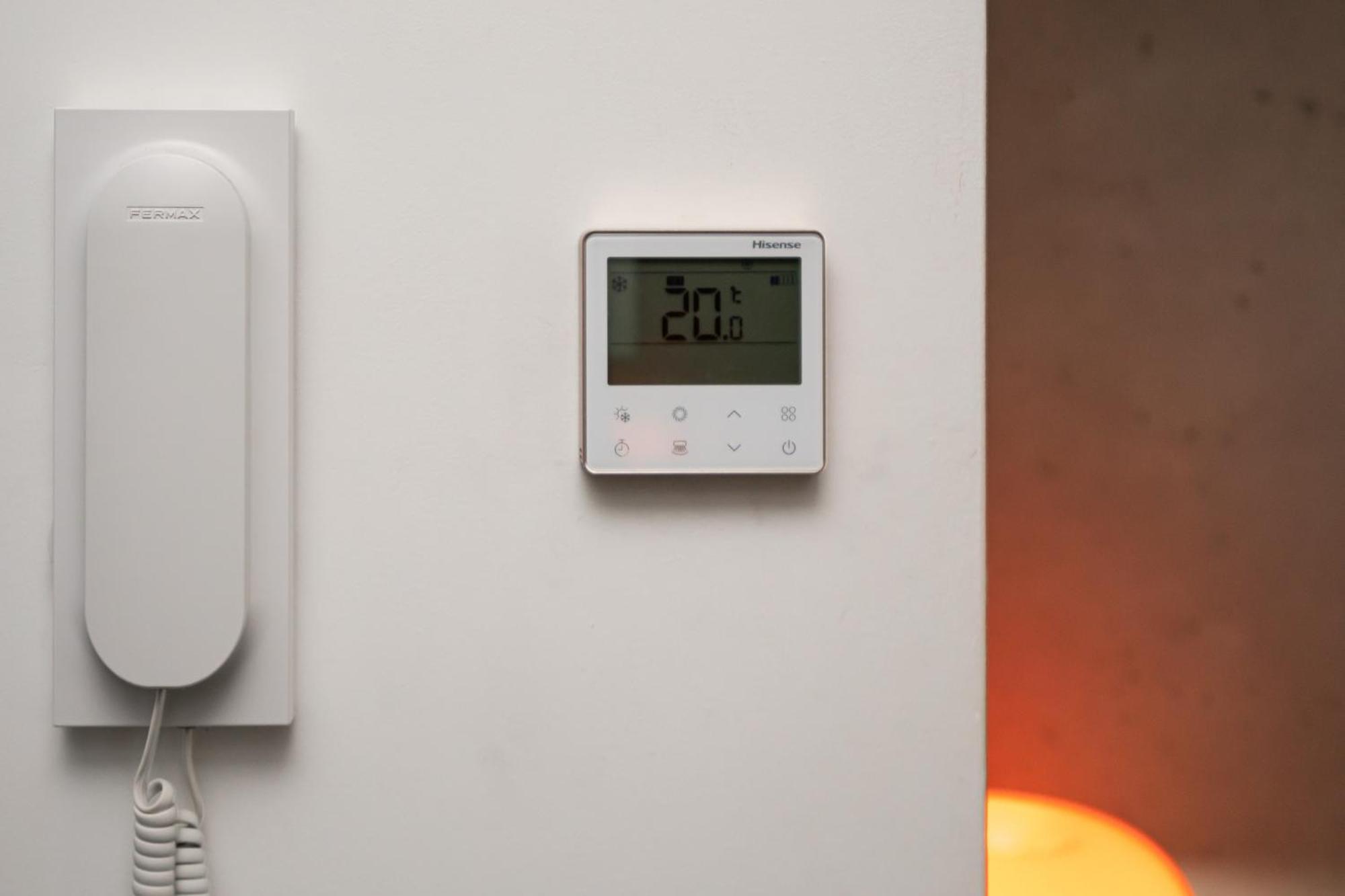 Apartments Wroc'Love By Me &301 Legnicka & Self Check-In 24H & Lift & Air Conditioning Vratislav Exteriér fotografie